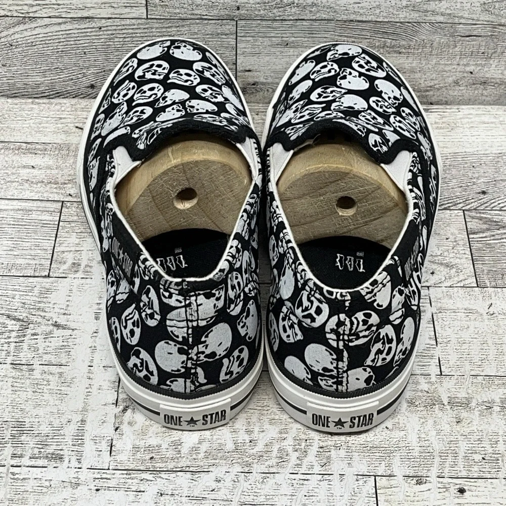 Converse One Star Youth‎ Slip On Black White Skulls Sneakers Size 3.5